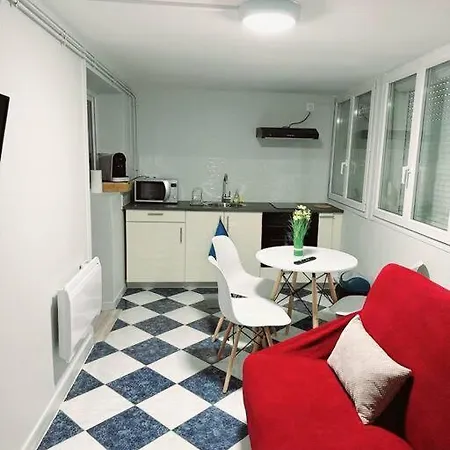 Apartment Porte La Chapelle 4 Personnes 